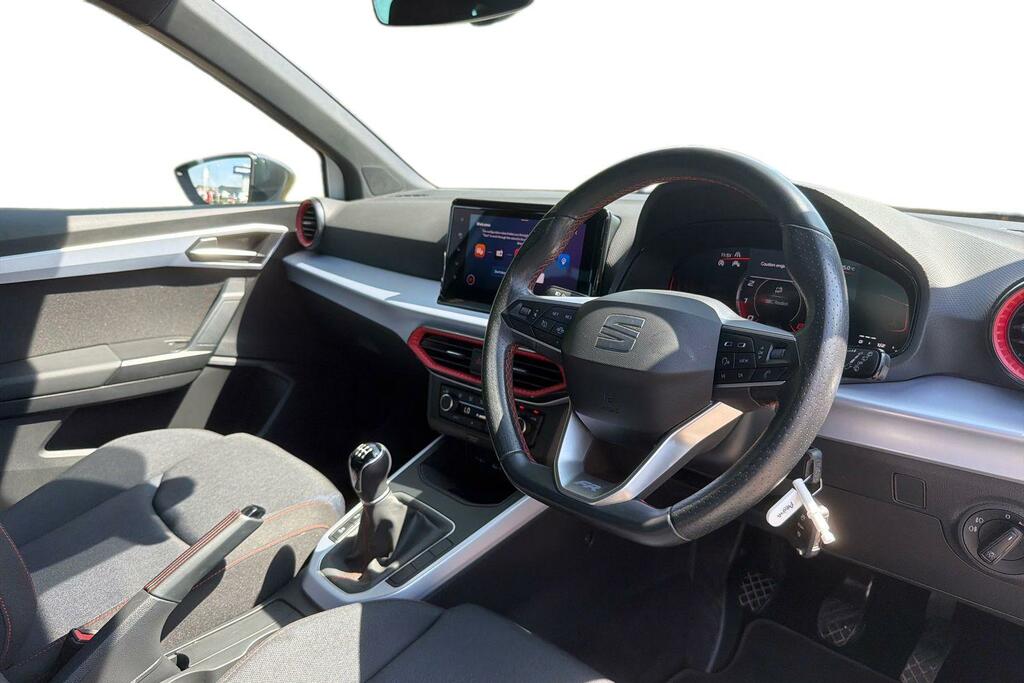Seat Arona 1.0 Tsi 110 Fr HN23KFY White #6