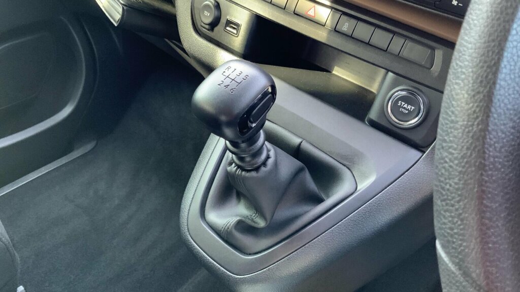 Toyota Proace Verso Verso D-4d L1 Shuttle Silver #28