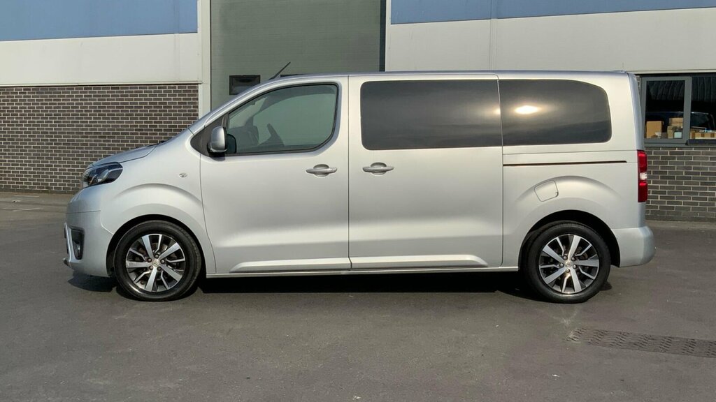 Toyota Proace Verso Verso D-4d L1 Shuttle Silver #24