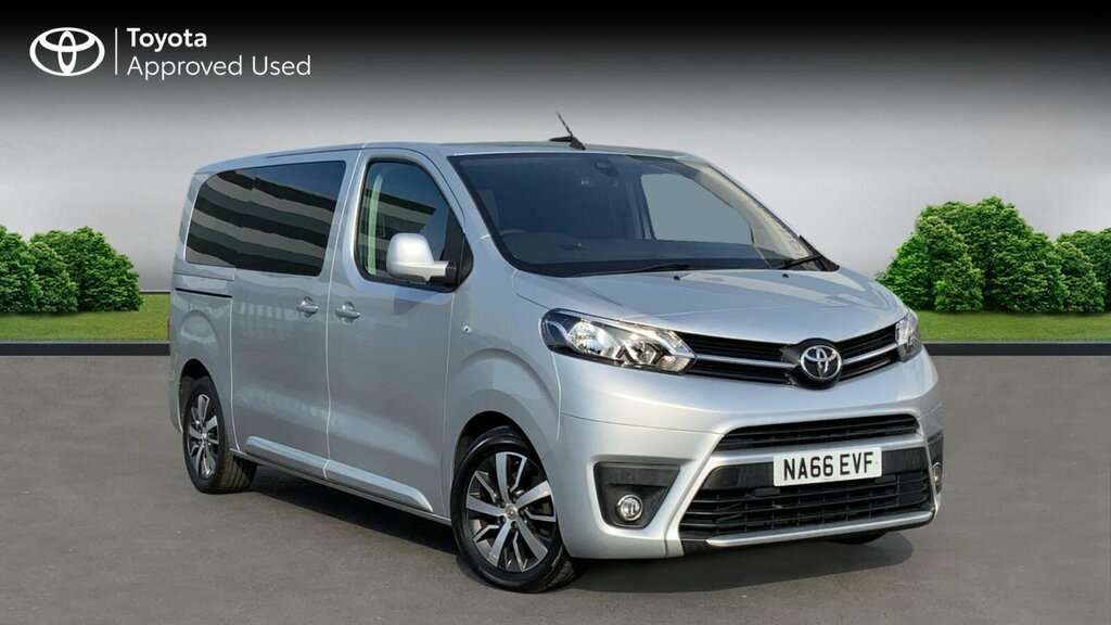 Toyota Proace Verso Verso D-4d L1 Shuttle Silver #1