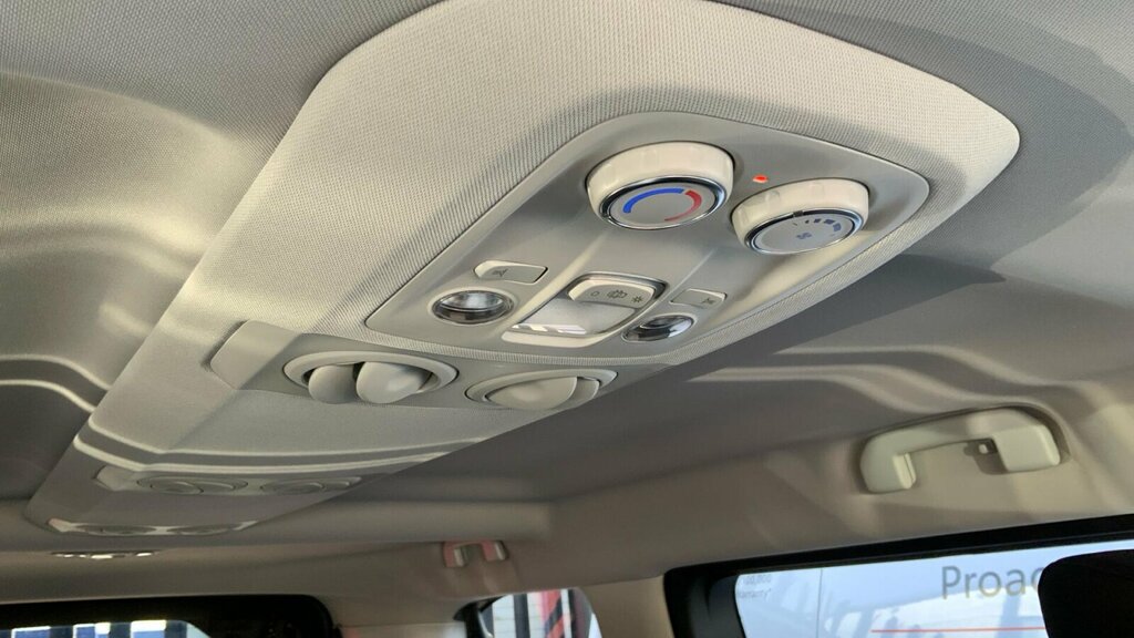 Toyota Proace Verso Verso D-4d L1 Shuttle Silver #30