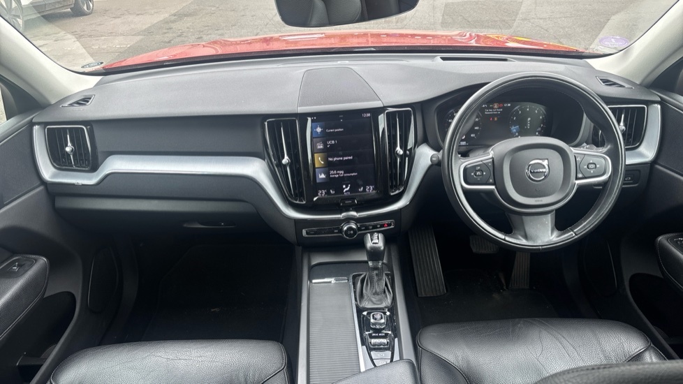 Volvo XC60 T5 Momentum Pro HL19DFD Red #5