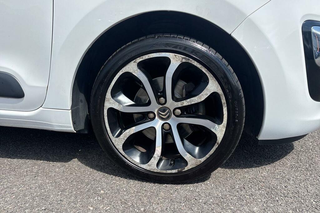 Citroen C3 Picasso 1.2 Puretech Platinum Euro 6 HV67BWH White #5