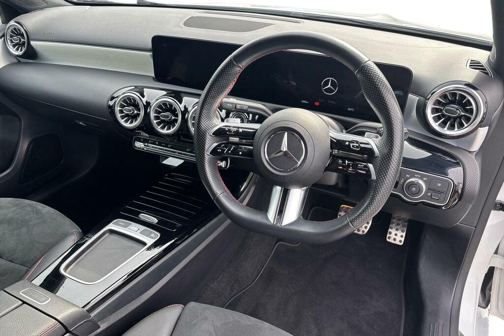 Mercedes-Benz A Class 1.3 A180h Mhev Amg Line Premium 7G-dct Euro 6 S RE23WHR White #6