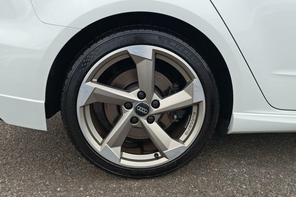 Audi A3 2.0 Tfsi Black Edition Sportback S Tronic Quattro White #5