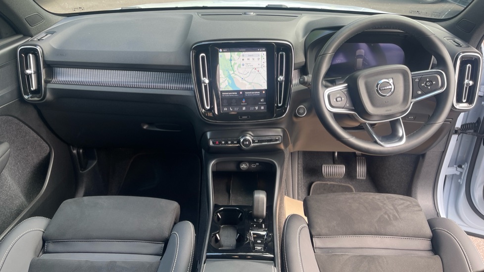 Volvo XC40 Plus, B4 Mild Hybrid, Dark BG25HWZ Blue #5
