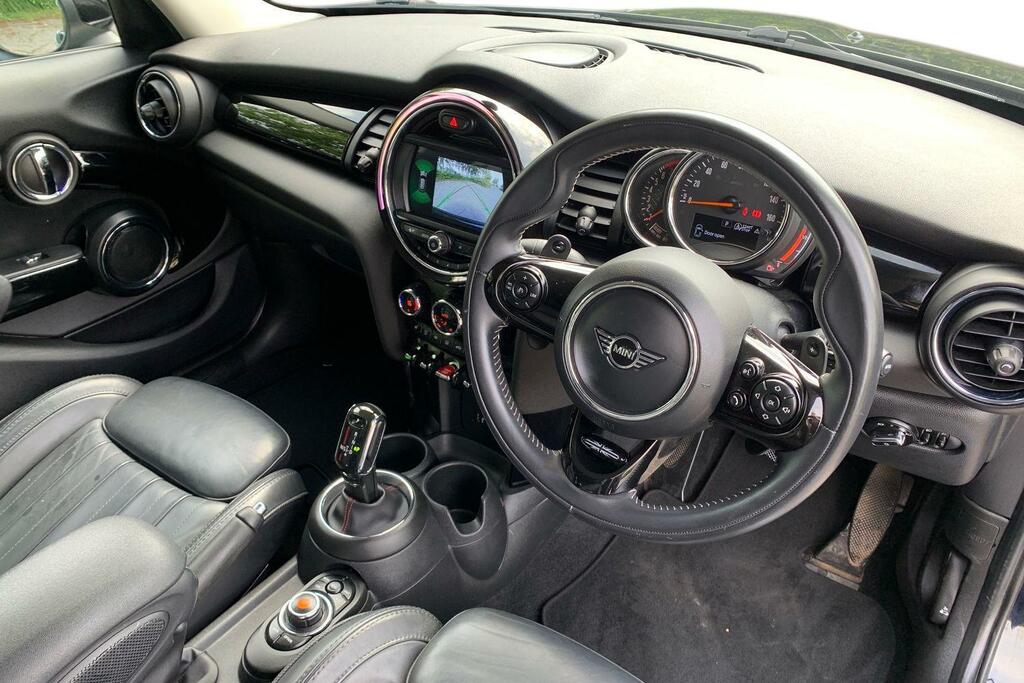 Mini Hatch 2.0 Cooper S Exclusive Steptronic Euro 6 Ss YE20CVG Black #6