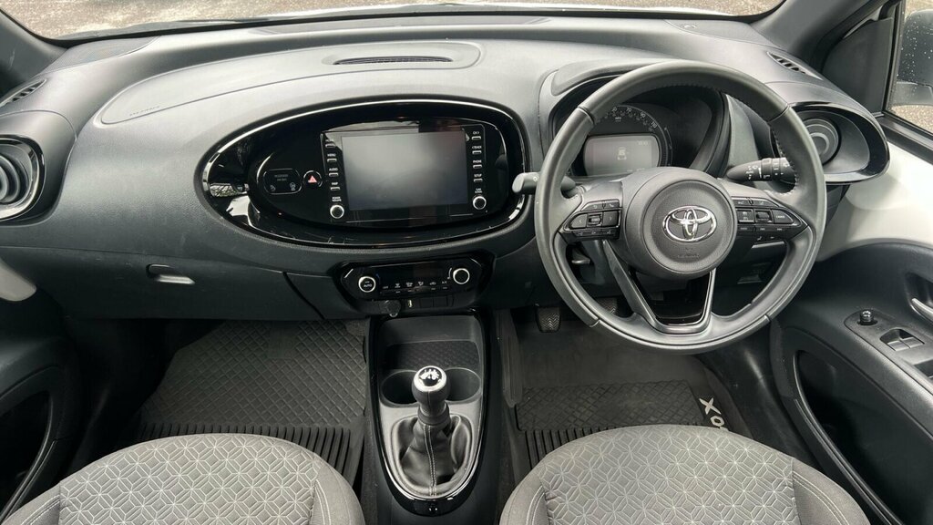 Toyota Aygo X 1.0 Vvt-i Edge Euro 6 Ss WG73DOA White #6