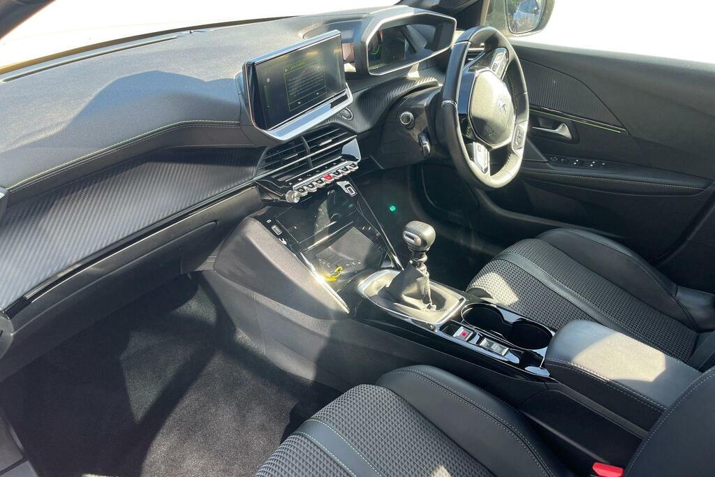 Peugeot 208 1.2 Puretech Gt Euro 6 Ss EK73XAT White #6