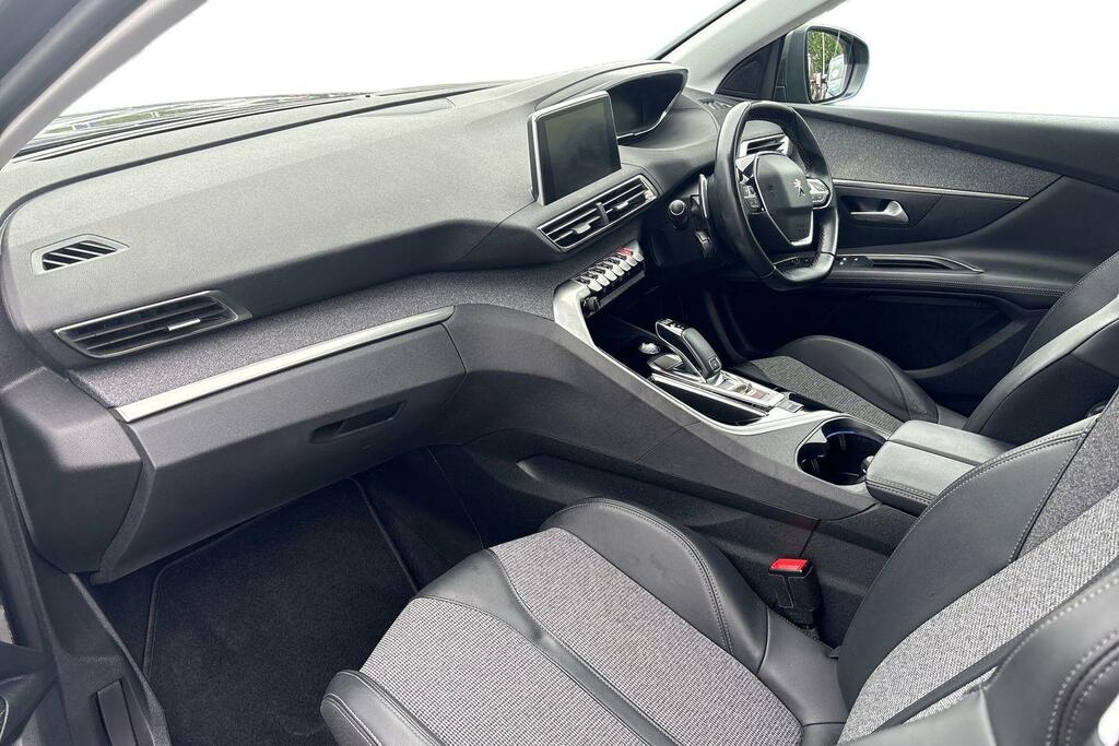 Peugeot 3008 1.5 Bluehdi Allure Eat Euro 6 Ss HR19ETD Grey #2