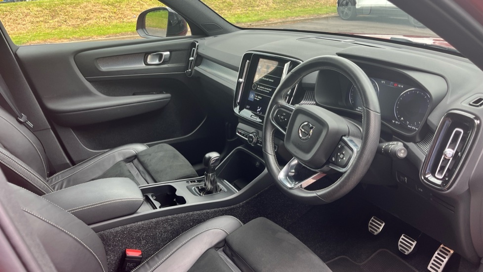 Volvo XC40 R-design, T3 Red #4