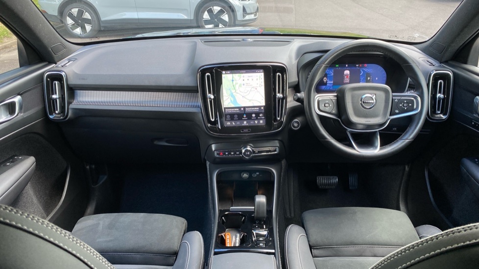 Volvo XC40 Black Edition Plus, B4 Mild Hybrid, BL74AAU Black #5