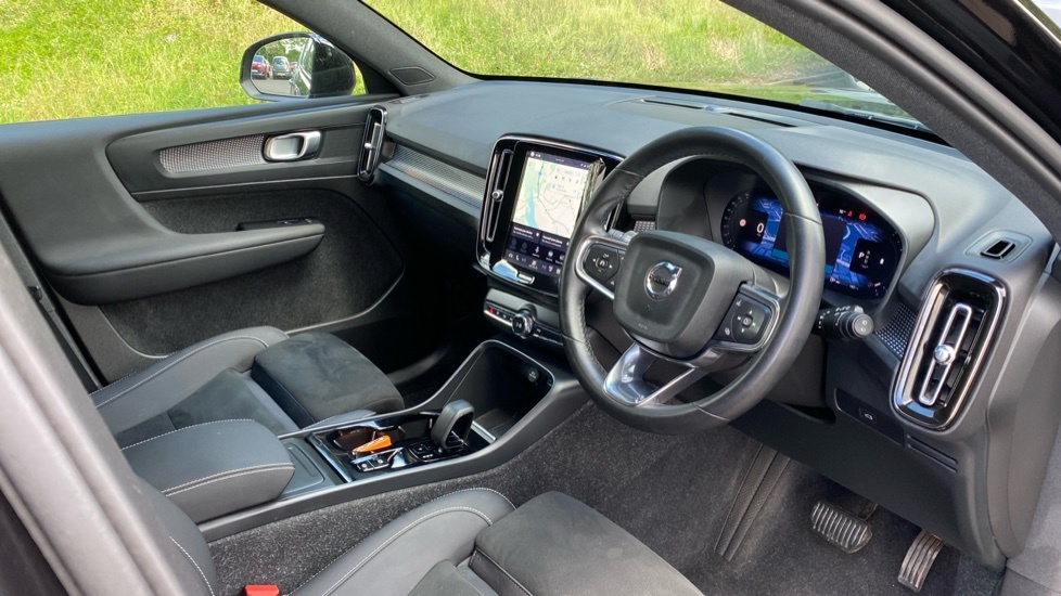 Volvo XC40 Black Edition Plus, B4 Mild Hybrid, BL74AAU Black #4