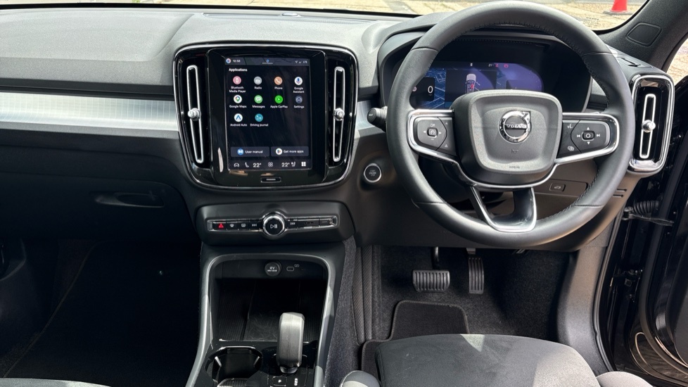 Volvo XC40 Black Edition Plus, B3 Mild Hybrid, MJ75JBU Black #5