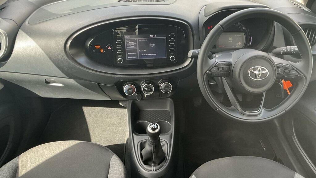 Toyota Aygo X 1.0 Vvt-i Pure Euro 6 Ss HG73BEU White #6