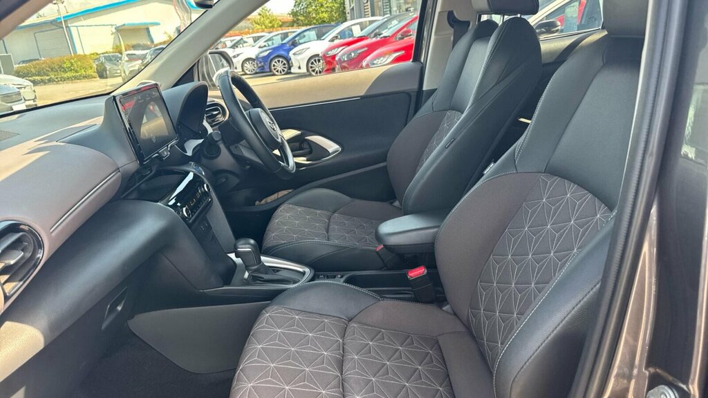 Toyota Yaris Cross 1.5 Vvt-h Excel E-cvt Euro 6 Ss WH23JJZ Grey #5