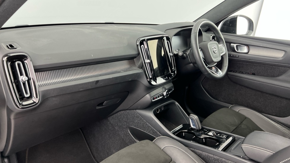 Volvo XC40 R-design Pro, B4 Mild Hybrid YA71GOC Black #6