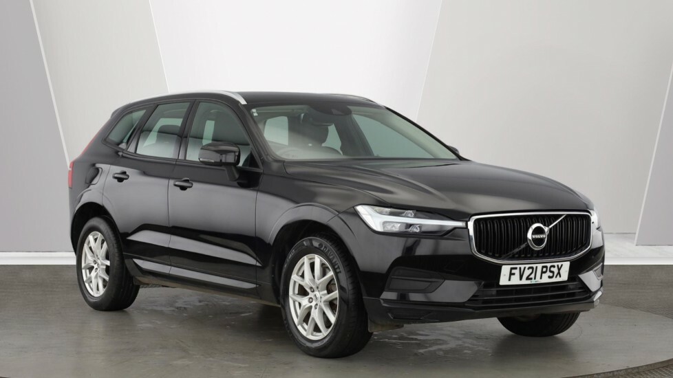 Volvo XC60 Momentum, B5 Mild Hybrid Black