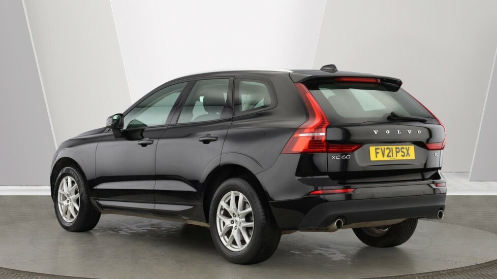 Volvo XC60 Momentum, B5 Mild Hybrid Black #3