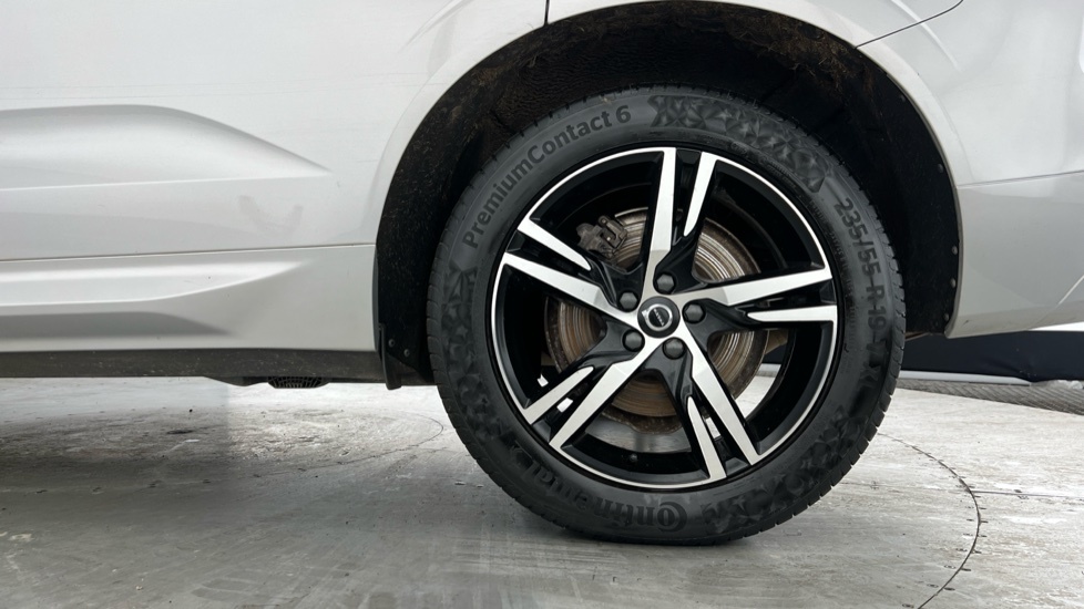 Volvo XC60 Recharge R-design, T6 Awd Plug-in Hybrid YY71XEK Silver #4