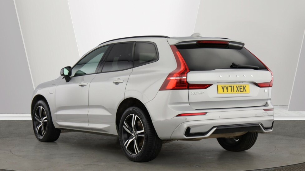 Volvo XC60 Recharge R-design, T6 Awd Plug-in Hybrid YY71XEK Silver #3