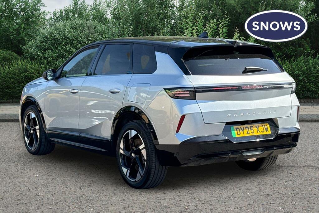 Vauxhall Grandland 73Kwh Ultimate DY25XJW Silver #3