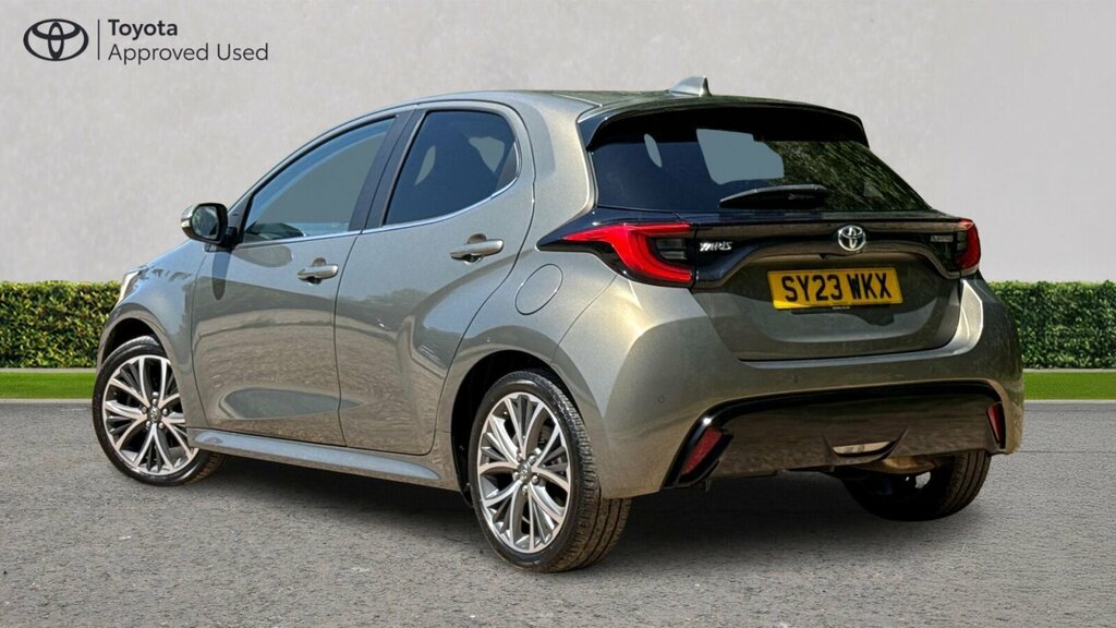Toyota Yaris 1.5 Vvt-h Excel Hatchback Hybrid E-cvt SY23WKX Brown #4
