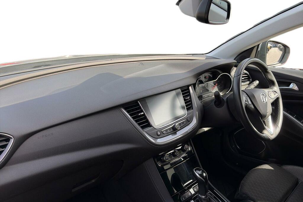 Vauxhall Grandland 1.2 Turbo Tech Line Nav Euro 6 Ss LR69SUV Grey #2