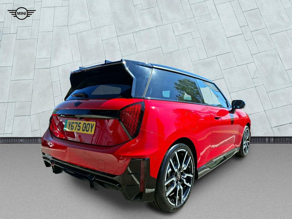Mini Hatch E 40.7Kwh Sport YG75OOY Red #3