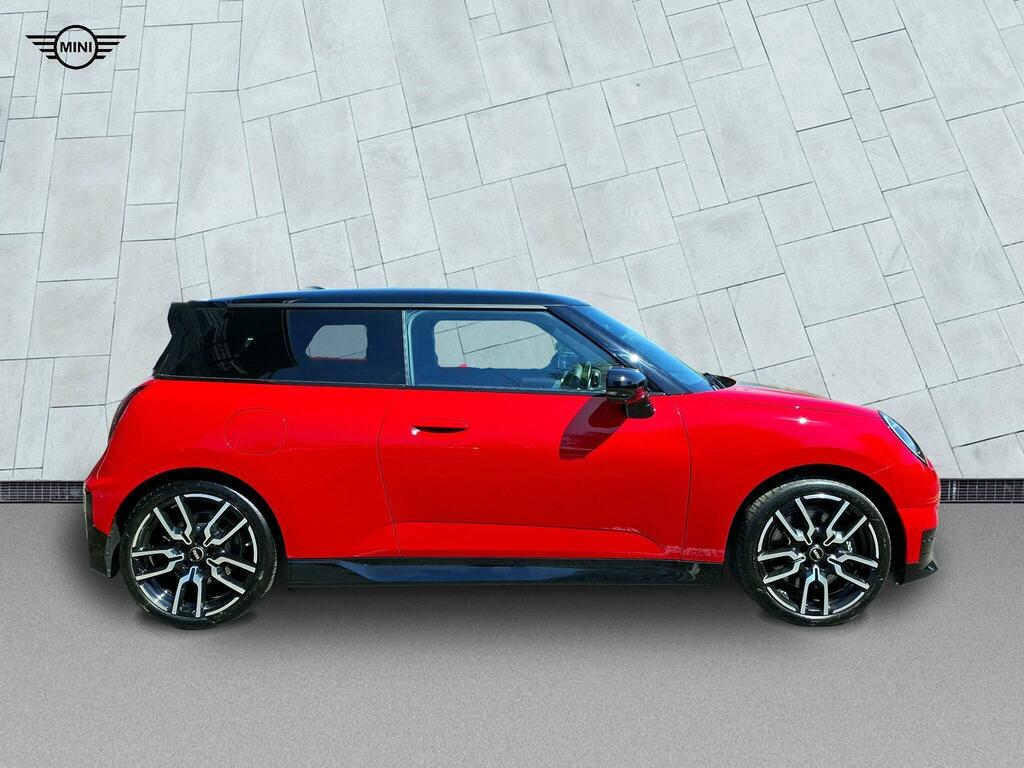 Mini Hatch E 40.7Kwh Sport YG75OOY Red #5