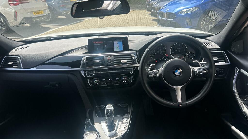 BMW 3 Series 320D Xdrive Msport Shadowedition Touring DX19UMZ White #4