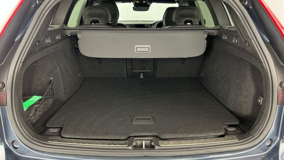 Volvo V60 R-design, B4 Mild Hybrid FE22DZO Blue #5