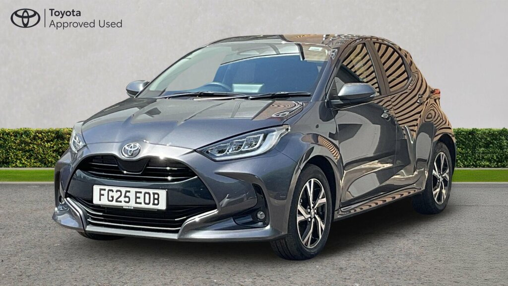 Toyota Yaris 1.5 Vvt-h Design E-cvt Euro 6 Ss FG25EOB Grey #3