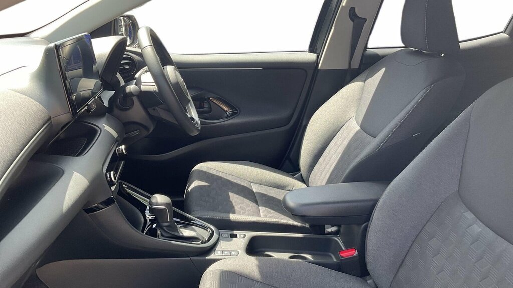 Toyota Yaris 1.5 Vvt-h Design E-cvt Euro 6 Ss FG25EOB Grey #5