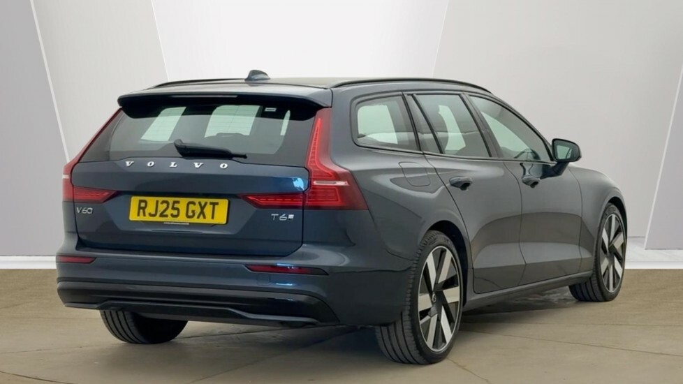 Volvo V60 Plus, T6 Awd Plug-in Hybrid, Dark RJ25GXT Blue #3