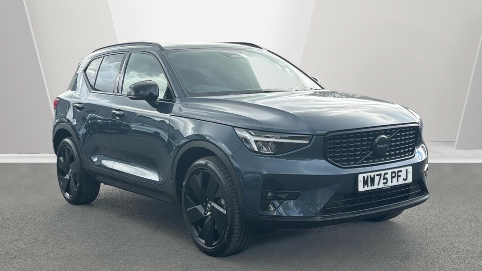 Volvo XC40 Black Edition Plus, B3 Mild Hybrid, Blue