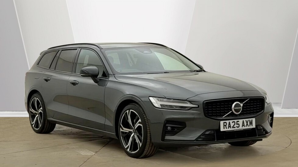Volvo V60 Plus, B4 Mild Hybrid, Dark