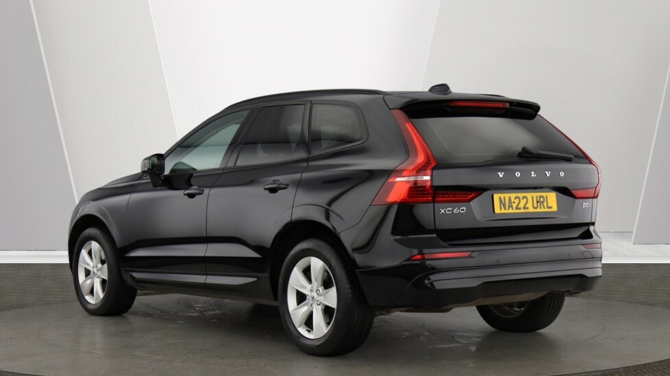 Volvo XC60 Momentum, B5 Awd Mild Hybrid NA22URL Black #3
