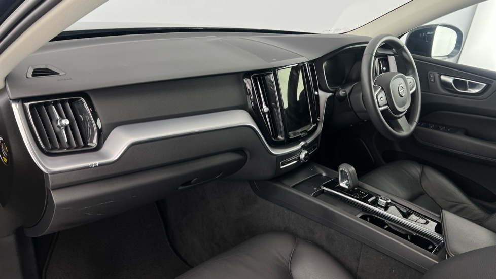 Volvo XC60 Momentum, B5 Awd Mild Hybrid NA22URL Black #6