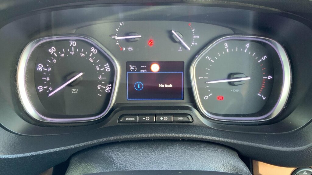 Toyota Proace Verso 2.0D Family Medium Mpv Mwb Euro 6 Ss 8 Sea Silver #52