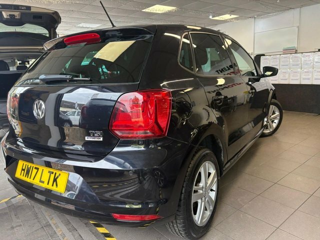 Volkswagen Polo 2017 1.2 Tsi Bluemotion Tech Match Edition Hatchba HW17LTK Black #3