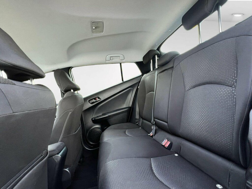 Toyota Prius 1.8 Vvti Excel Euro 6 Ss Cvt Silver #6