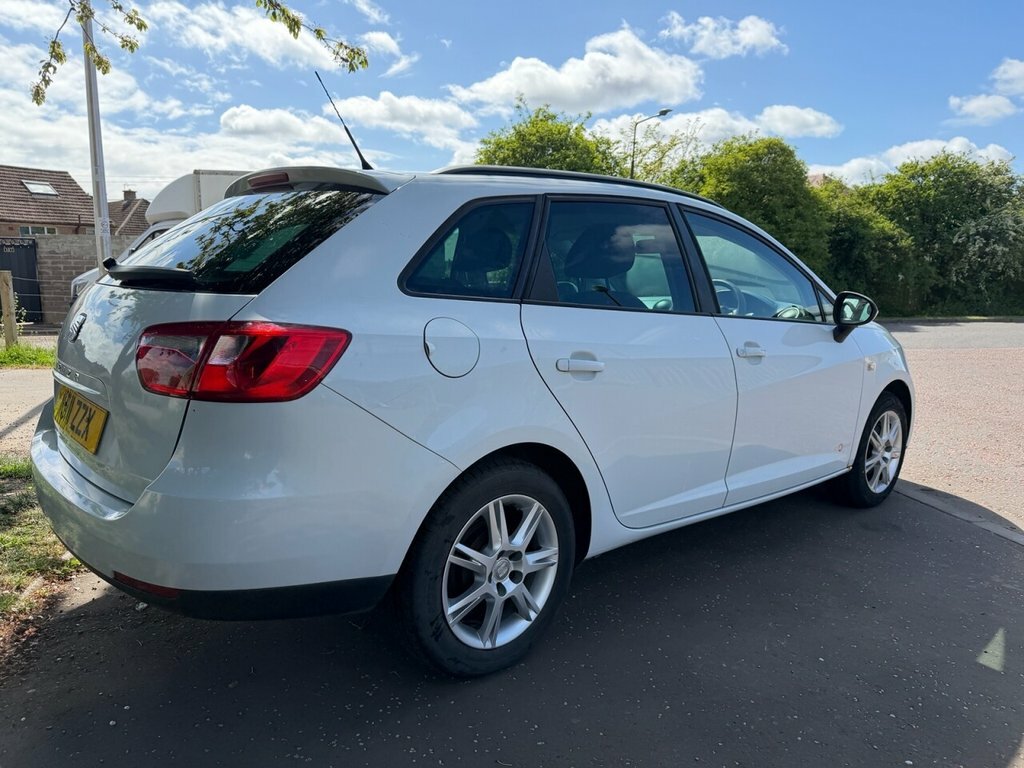 Seat Ibiza Estate White #4