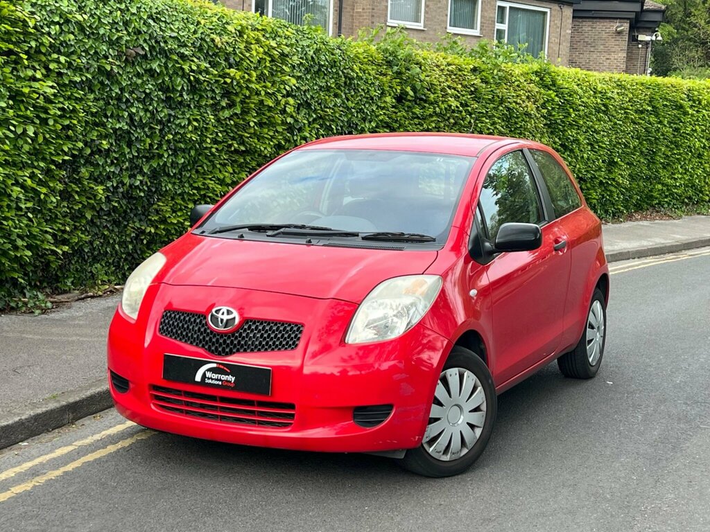 Toyota Yaris 1.0 Vvt-i T2 Red