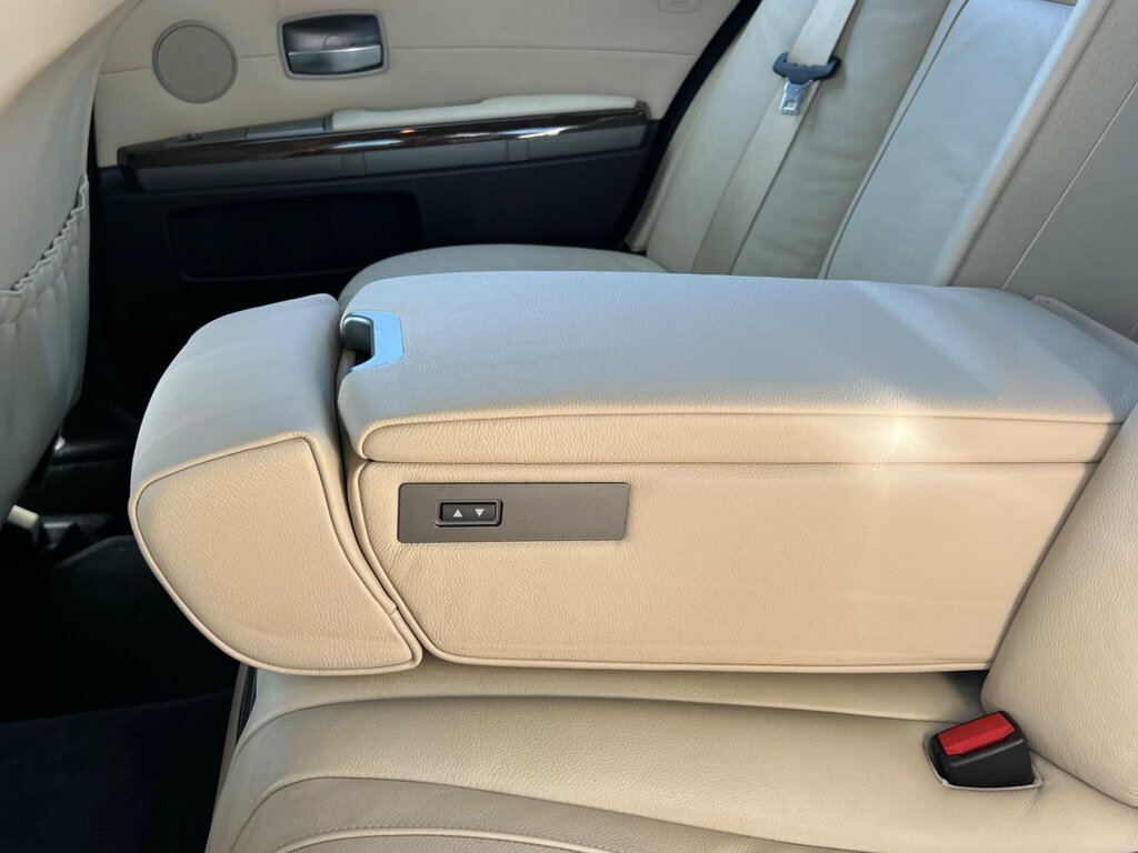 BMW 7 Series 3.0 730D Black #16