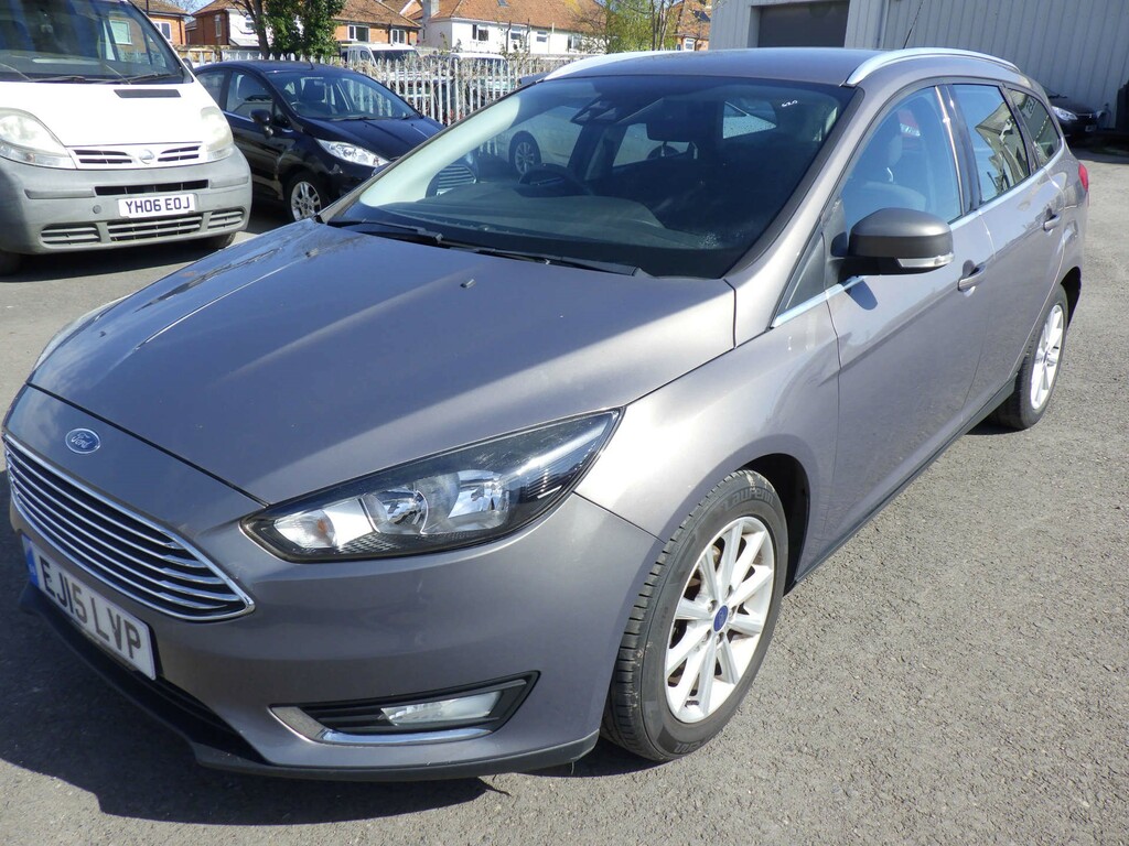 Ford Focus Titanium Auto  #2
