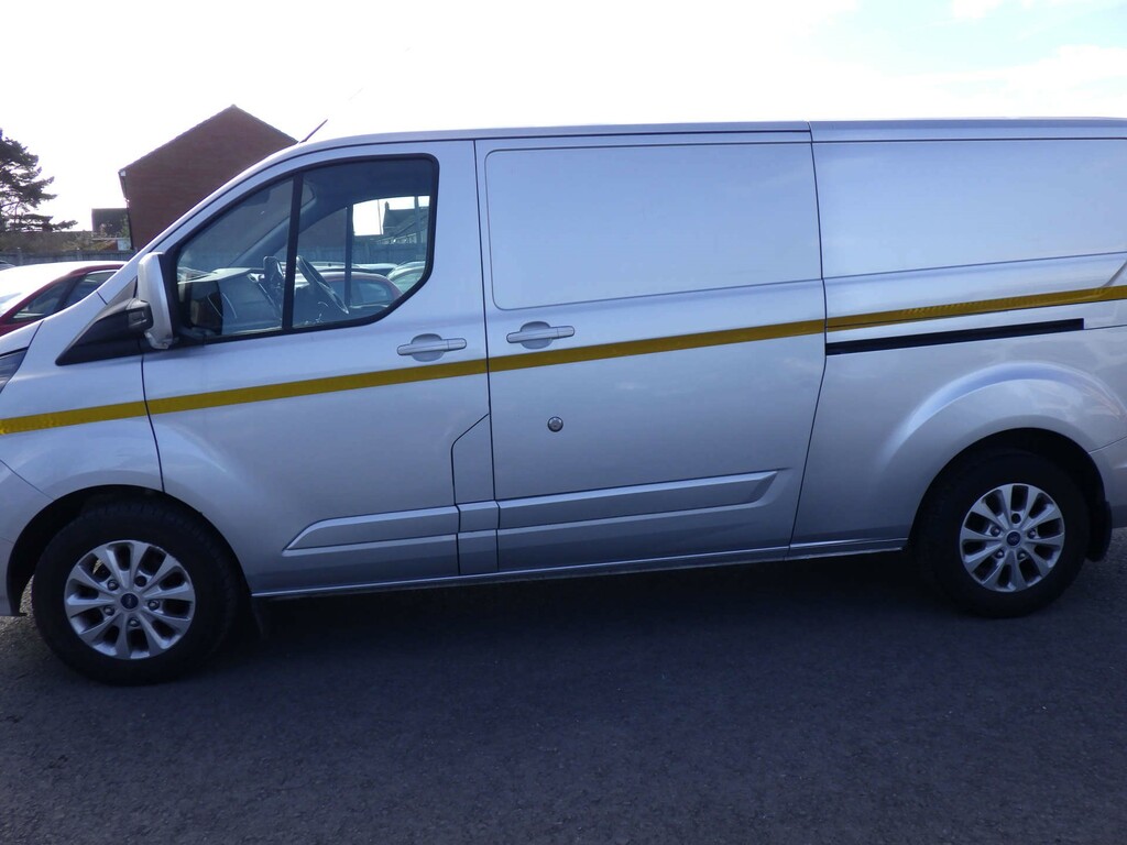 Ford Transit Custom 300 Limited OU68OOF #5