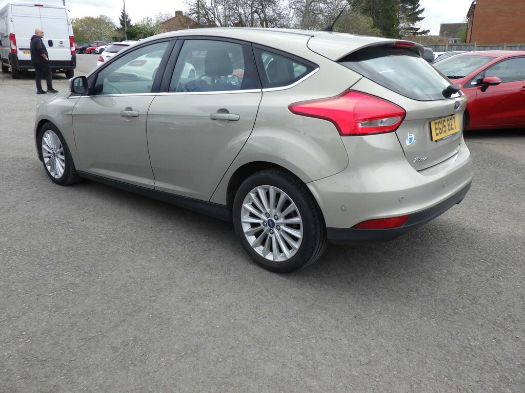 Ford Focus Titanium X EG15BZT #4