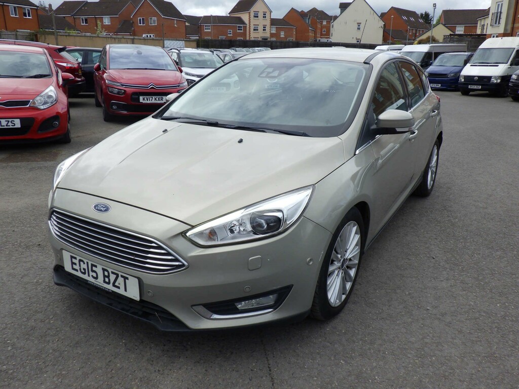 Ford Focus Titanium X EG15BZT #2