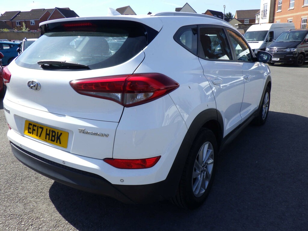 Hyundai Tucson Se Nav Blue Drive 2Wd Gdi EF17HBK  #6